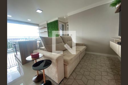 Sala de apartamento para alugar com 2 quartos, 46m² em Parque Industrial Tomas Edson, São Paulo