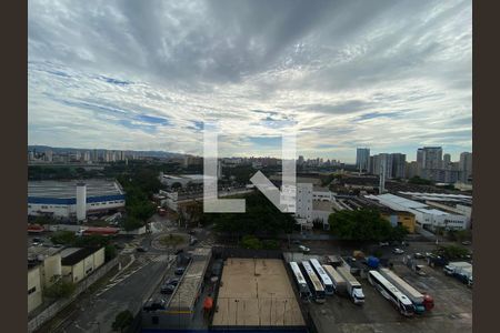 Quarto 1 de apartamento para alugar com 2 quartos, 46m² em Parque Industrial Tomas Edson, São Paulo