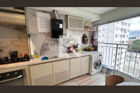 Sala/cozinha de apartamento à venda com 3 quartos, 81m² em Santo Amaro, São Paulo