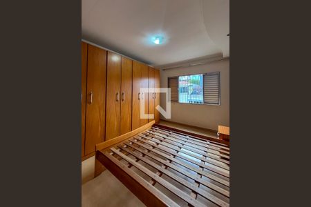 Suite  de casa à venda com 3 quartos, 143m² em Jardim Botucatu, São Paulo