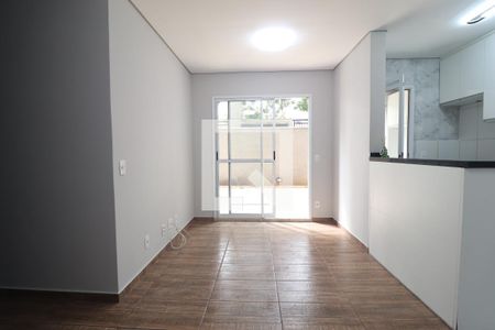 Sala de apartamento à venda com 2 quartos, 70m² em Vila Metalúrgica, Santo André