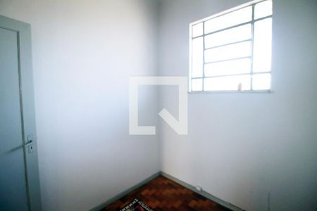 Quarto 1 de casa para alugar com 2 quartos, 90m² em Cordovil, Rio de Janeiro