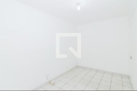 Quarto 1 de apartamento para alugar com 2 quartos, 55m² em Jardim Cocaia, Guarulhos