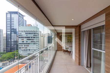 Varanda de apartamento à venda com 2 quartos, 80m² em Vila Nova Conceição, São Paulo