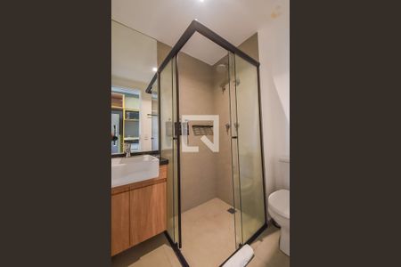 Banheiro de kitnet/studio para alugar com 1 quarto, 24m² em Paraíso, São Paulo