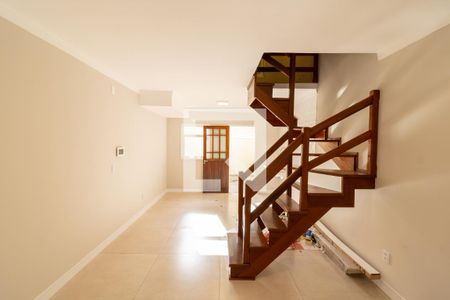 Sala de casa de condomínio para alugar com 2 quartos, 92m² em Camaquã, Porto Alegre