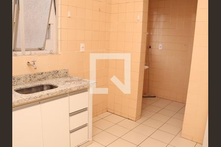 Cozinha de apartamento para alugar com 2 quartos, 75m² em Setor Oeste, Goiânia