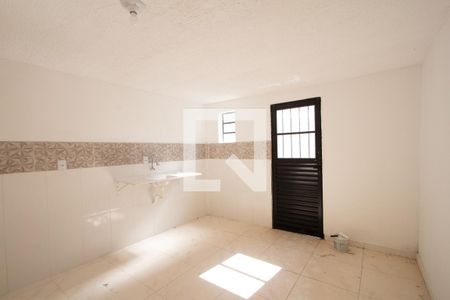 Sala/Cozinha de kitnet/studio para alugar com 1 quarto, 25m² em Éden, Sorocaba