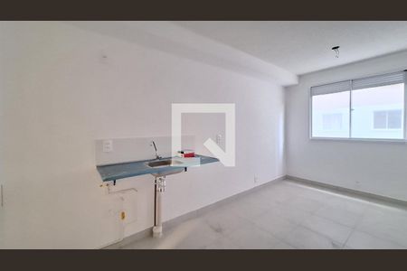 Sala/Cozinha/Área de serviço  de apartamento à venda com 1 quarto, 25m² em Parque Industrial Tomas Edson, São Paulo