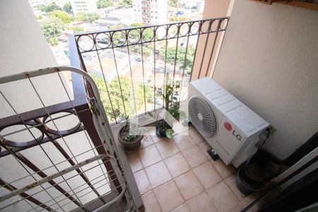 VARANDA DA SALA de apartamento para alugar com 2 quartos, 57m² em Lauzane Paulista, São Paulo