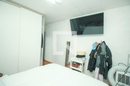 Suíte 1 de apartamento à venda com 2 quartos, 61m² em Vila Luzita, Santo André