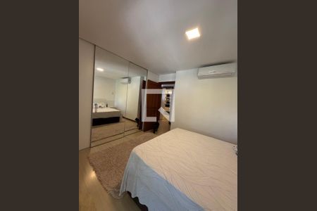 Quarto  de apartamento para alugar com 3 quartos, 105m² em Rio Branco, Porto Alegre