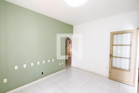 Sala de casa para alugar com 3 quartos, 125m² em Palmeiras, Belo Horizonte