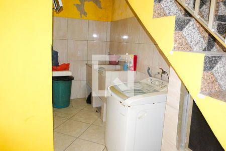 Área de Serviço de casa para alugar com 2 quartos, 70m² em Viga, Nova Iguaçu