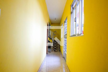 Escada terraço de casa para alugar com 2 quartos, 70m² em Viga, Nova Iguaçu