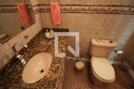 Banheiro 1 de casa à venda com 3 quartos, 274m² em Conjunto Ademar Maldonado, Belo Horizonte