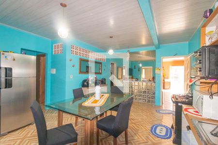 Casa à venda com 3 quartos, 110m² em Mathias Velho, Canoas