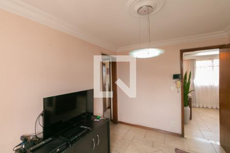 Apartamento à venda com 3 quartos, 220m² em Padre Eustáquio, Belo Horizonte