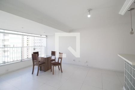 Sala de apartamento para alugar com 2 quartos, 80m² em Indianópolis, São Paulo