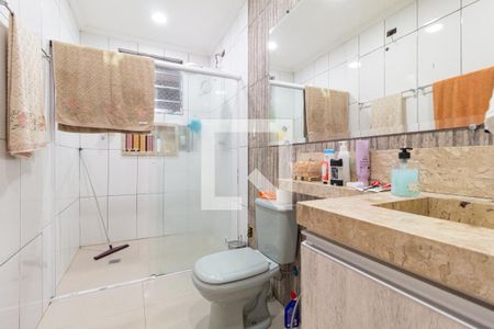 Banheiro da suíte de casa para alugar com 5 quartos, 400m² em Jardim D’angelo, Carapicuíba