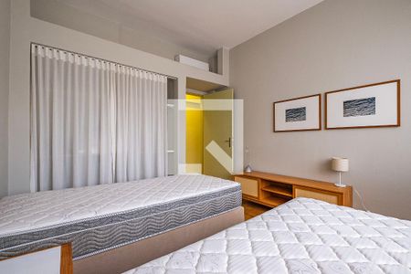 Quarto 1 de apartamento à venda com 2 quartos, 81m² em Cerqueira César, São Paulo