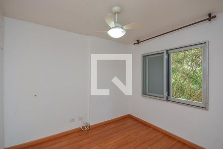 Quarto de apartamento à venda com 2 quartos, 77m² em Santo Amaro, São Paulo