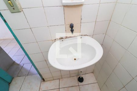 Banheiro de casa para alugar com 1 quarto, 62m² em Vila Verde, São Paulo