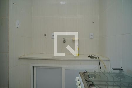 Cozinha e Área de Serviço de kitnet/studio para alugar com 1 quarto, 52m² em ., Maricá