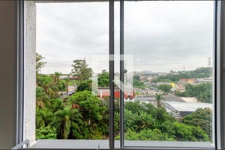 Sala/Quarto - Janela de kitnet/studio para alugar com 1 quarto, 18m² em Jardim Jaragua, São Paulo