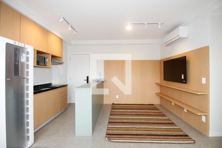 Sala e Cozinha de apartamento para alugar com 1 quarto, 44m² em Pinheiros, São Paulo