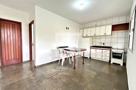 Sala de apartamento para alugar com 1 quarto, 35m² em Lagoa da Conceição, Florianópolis