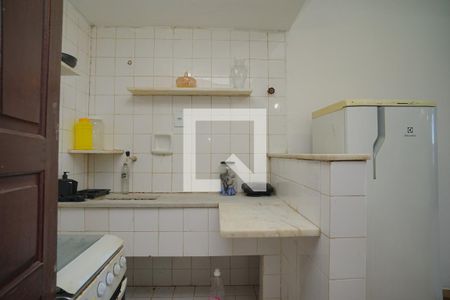 Cozinha de kitnet/studio para alugar com 1 quarto, 51m² em 0, Maricá