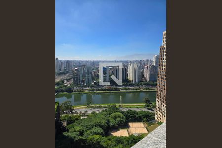 Vista da sacada de apartamento à venda com 2 quartos, 40m² em Cidade Jardim, São Paulo