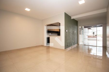 Sala de casa de condomínio para alugar com 3 quartos, 270m² em Condomínio Jardim Botânico V, Brasília