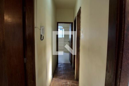 Corredor de apartamento à venda com 2 quartos, 105m² em Nova Suíça, Belo Horizonte