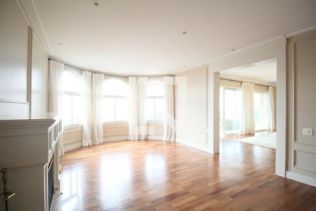 Apartamento para alugar com 4 quartos, 435m² em Jardim Fonte do Morumbi, São Paulo