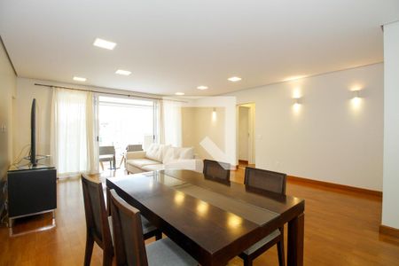 Sala de Estar e Jantar de apartamento para alugar com 2 quartos, 112m² em Jardim Paulista, São Paulo