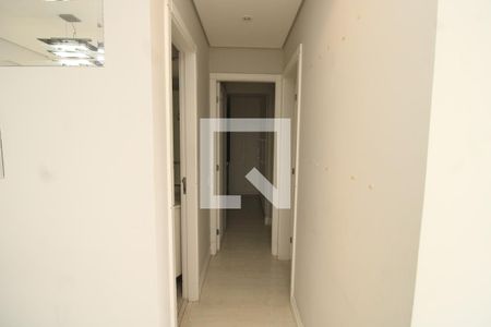 Corredor de apartamento para alugar com 2 quartos, 61m² em Cambuci, São Paulo