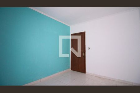 Quarto 2 de casa para alugar com 2 quartos, 120m² em Vila Ema, São Paulo