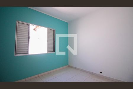 Quarto 1 de casa para alugar com 2 quartos, 120m² em Vila Ema, São Paulo