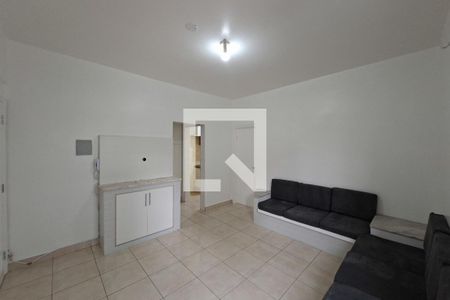 Sala de apartamento para alugar com 1 quarto, 48m² em Vila Tupi, Praia Grande