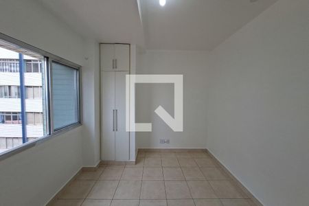 Quarto  de apartamento para alugar com 1 quarto, 48m² em Vila Tupi, Praia Grande