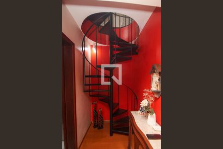 Escada de apartamento à venda com 3 quartos, 160m² em Tristeza, Porto Alegre