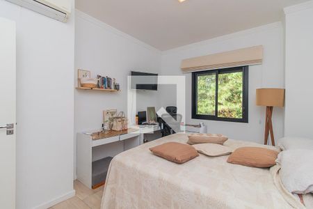 Quarto 1 de casa de condomínio à venda com 3 quartos, 170m² em Chapéu do Sol, Porto Alegre