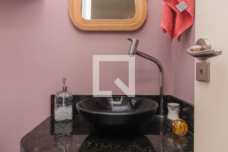 Lavabo de casa de condomínio à venda com 3 quartos, 170m² em Chapéu do Sol, Porto Alegre