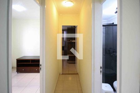 Corredor de apartamento para alugar com 2 quartos, 44m² em Vila Alpina, São Paulo