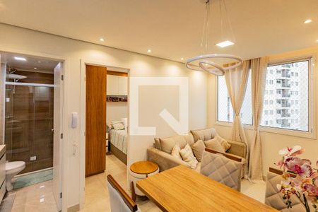 Sala  de apartamento à venda com 2 quartos, 34m² em Campo Grande, São Paulo