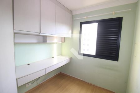 Quarto 1 de apartamento à venda com 3 quartos, 70m² em Vila Carbone, São Paulo