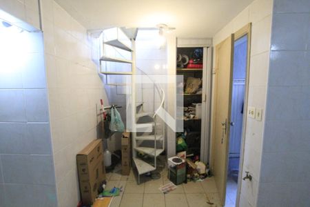 Garagem de casa à venda com 4 quartos, 180m² em Ipiranga, São Paulo