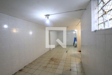 Garagem de casa à venda com 4 quartos, 180m² em Ipiranga, São Paulo